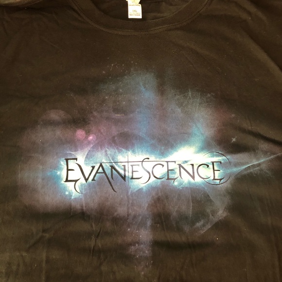 Other - Evanescence 2011 deluxe album bundle T-shirt 3xl Other - Evanescence 2011 deluxe album bundle T-shirt 3xl